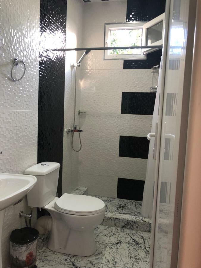 באטומי Guesthouse Family מראה חיצוני תמונה